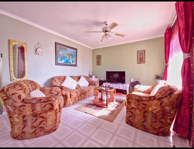 4 BEDROOM HOUSE FOR SALE IN PRESTONDALE